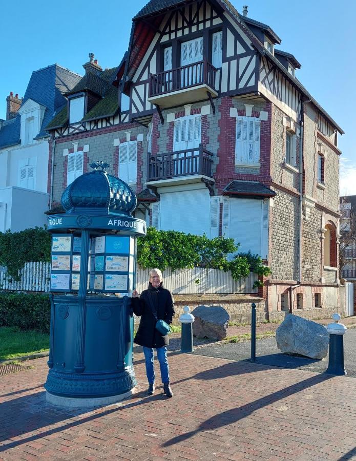 Ferienwohnung Les 3 Mouettes A Cabourg - Cote Normande Exterior foto