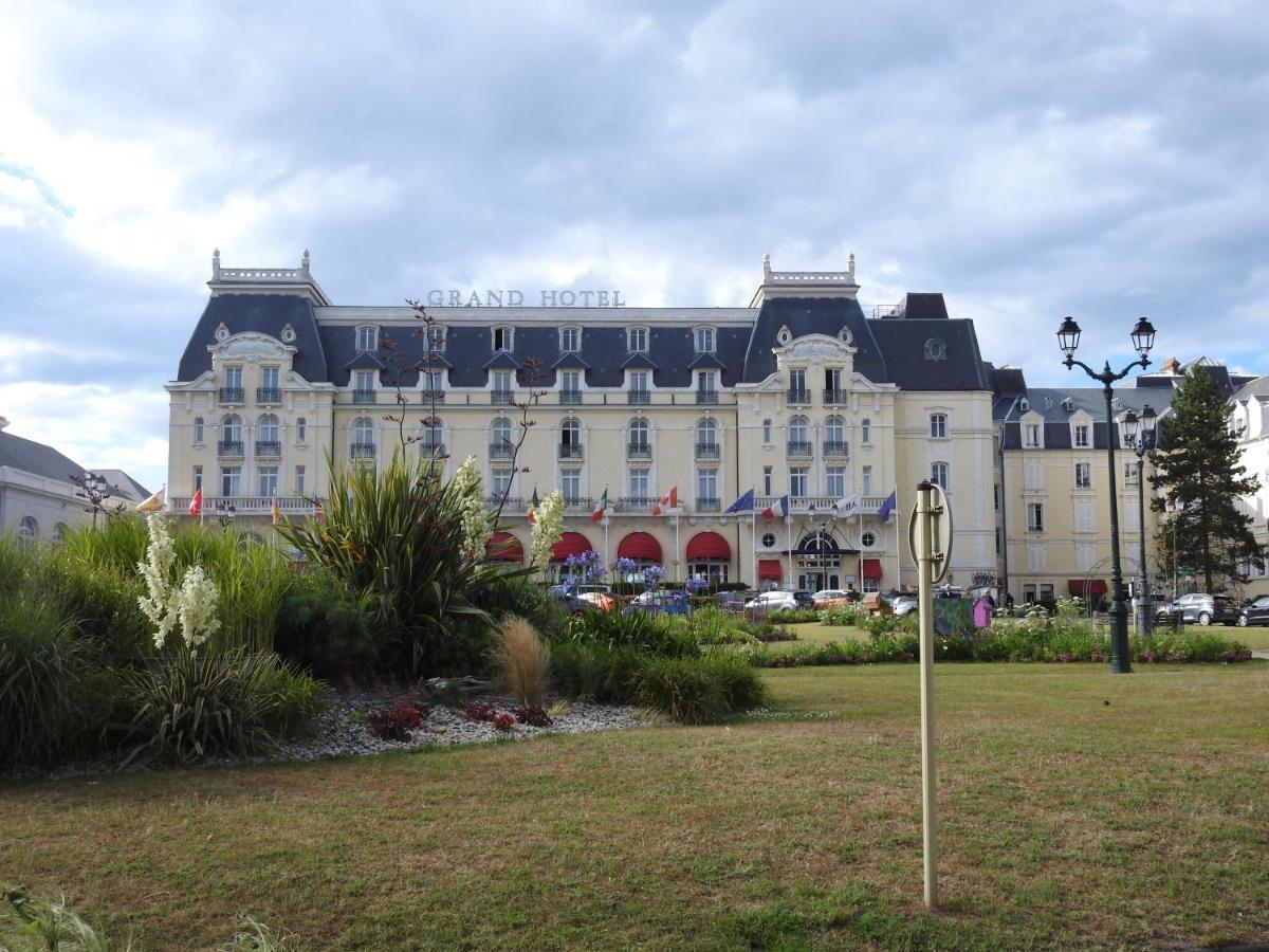 Ferienwohnung Les 3 Mouettes A Cabourg - Cote Normande Exterior foto